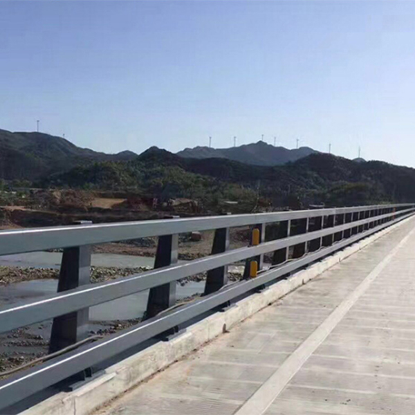 304不锈钢桥梁防撞护栏
